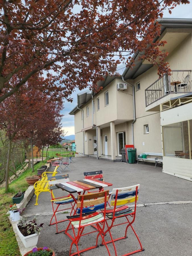 Nihad B&B Visoko Exterior foto